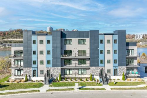 403-745 Manhattan Blvd, Dayton, KY, 41074-2010 | Card Image