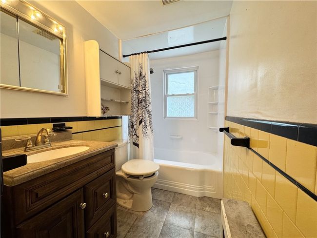 11 Winthrop St, House other with 3 bedrooms, 1 bathrooms and 2 parking in Riverside RI | Image 9