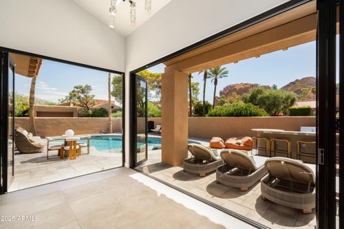 31-4440 E Camelback Rd, Phoenix, AZ, 85018-2832 | Card Image