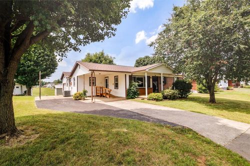 608 Doris Avenue, Cave City, KY, 42127 | Card Image
