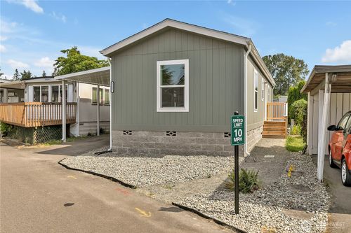 221-3237 S 182nd Pl, SeaTac, WA, 98188-4941 | Card Image