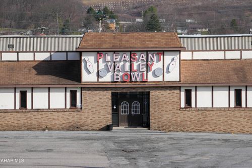 1801-23 Logan Ave, Altoona, PA, 16602-4582 | Card Image