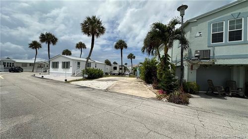 393-10725 Ocean Dr, Jensen Beach, FL, 34957 | Card Image