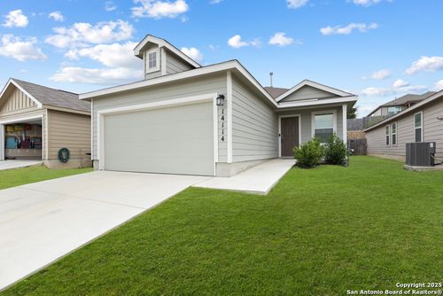 14114 Silos Mdws, San Antonio, TX, 78252-1753 | Card Image
