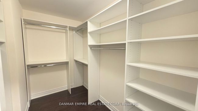 6 Hiawatha Crt, House attached with 3 bedrooms, 4 bathrooms and 1 parking in Vaughan ON | Image 21