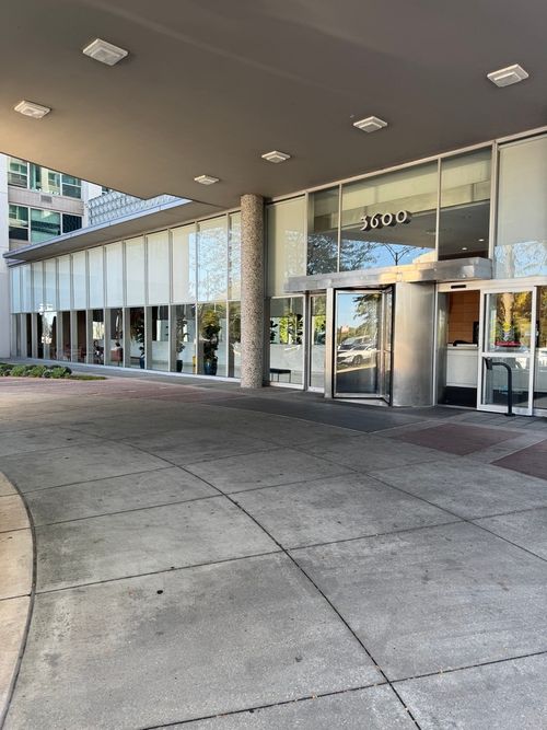 616-3600 N Lake Shore Dr, Chicago, IL, 60613-4609 | Card Image