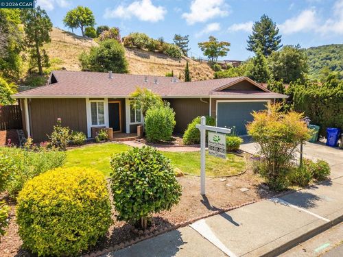 2983 Simas Ave, Pinole, CA, 94564-1157 | Card Image