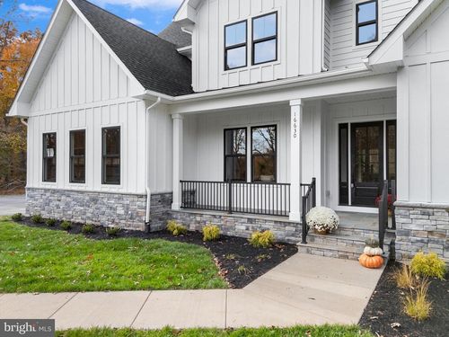 16630 Dominion Reserve Ct, BROAD RUN, VA, 20137-2262 | Card Image