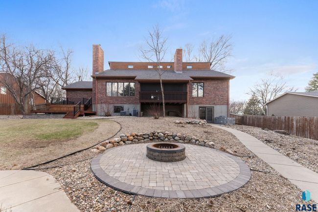 504 E Plum Creek Rd, House other with 4 bedrooms, 5 bathrooms and null parking in Sioux Falls SD | Image 45