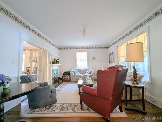Formal Living Room | Image 15