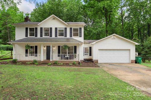 8727 Hornwood Ct, Charlotte, NC, 28215-9358 | Card Image