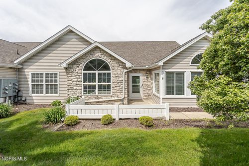 6112 Quarrys Edge Ln, Sylvania, OH, 43560-9879 | Card Image