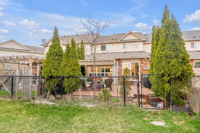 808 Mckay Cres, House attached with 3 bedrooms, 3 bathrooms and 2 parking in Milton ON | Image 48
