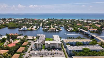 H209 - 646 Snug Harbor Drive, Condo with 2 bedrooms, 2 bathrooms and null parking in Boynton Beach FL | Image 3