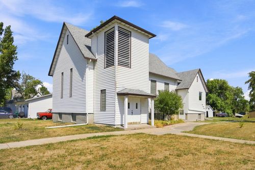 639 Front St, Gardner, ND, 58036-4005 | Card Image