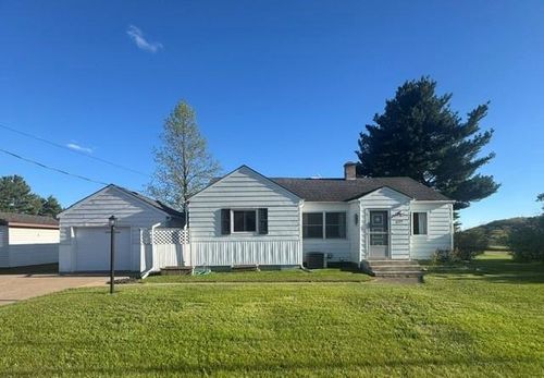 2725 Crescent Ave, Eau Claire, WI, 54703-6027 | Card Image