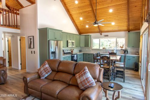 3184 N Southard Dr, Pine, AZ, 85544-5708 | Card Image