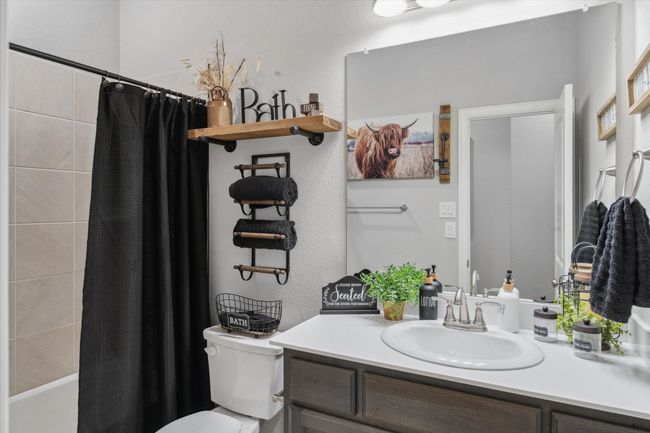 Guest bathroom | Image 24