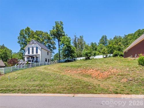 145 Meadow Breeze Rd, Arden, NC, 28704-1150 | Card Image
