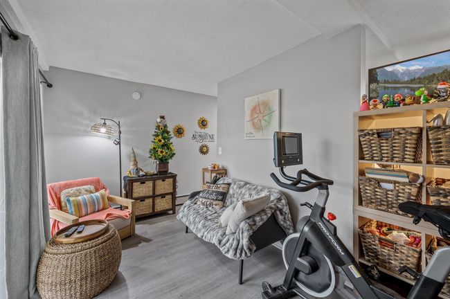 Living room. | Image 4