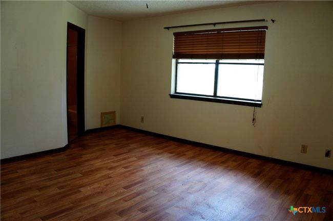 primary bedroom | Image 10