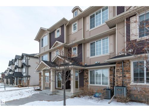 38-20 Augustine Cres, Sherwood Park, AB, T8H0Z8 | Card Image
