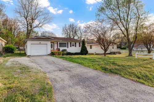 1112 E Evergreen Street, Springfield, MO, 65803 | Card Image