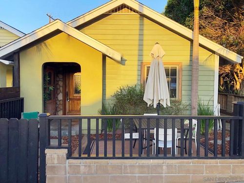 513 3rd St, Encinitas, CA, 92024-3511 | Card Image