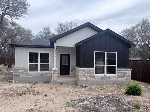 23190 Possum Trot, San Antonio, TX, 78264-3921 | Card Image