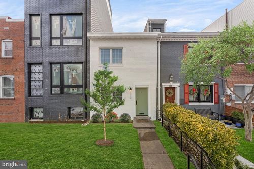 1527 K St Se, WASHINGTON, DC, 20003-3240 | Card Image