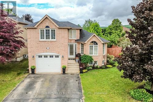 30 Mcavoy Dr, Barrie, ON, L4N0P8 | Card Image