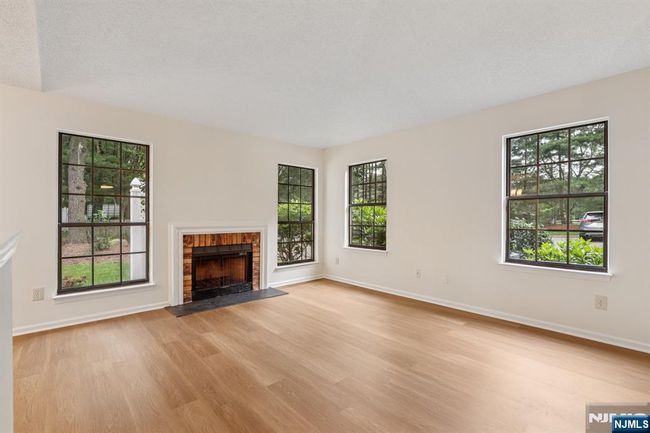 7 Eakens Ct, Condo with 2 bedrooms, 1 bathrooms and null parking in Mahwah NJ | Image 8