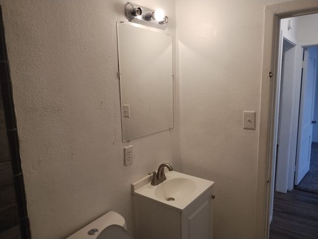 1004 N Ballard St, Home with 4 bedrooms, 2 bathrooms and 2 parking in Brownfield TX | Image 8