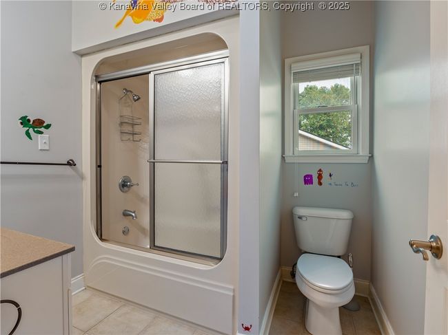 75 Poinsetta Dr, House other with 6 bedrooms, 6 bathrooms and null parking in Scott Depot WV | Image 13