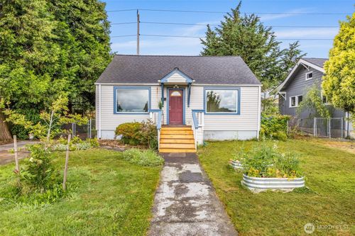 1522 Chestnut Street, Everett, WA, 98201 | Card Image