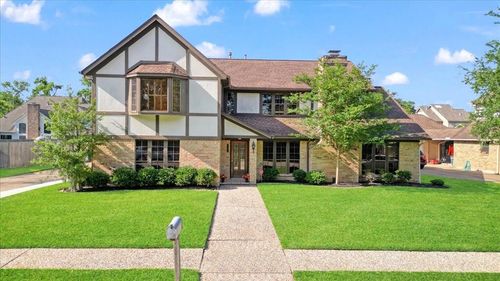 16003 Brook Forest Dr, Houston, TX, 77059-6407 | Card Image