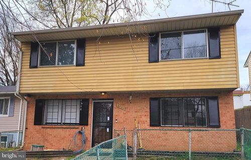 6706 Blacklog St, CAPITOL HEIGHTS, MD, 20743-2505 | Card Image