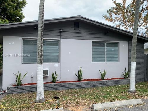 apt-4-13797 Highland Dr, North Miami Beach, FL, 33181-1673 | Card Image