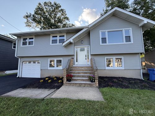 684 West Ave, Sewaren, NJ, 07077-1113 | Card Image