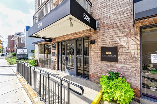 apt-501-520 Washington Rd, Mt. Lebanon, PA, 15228-2816 | Card Image
