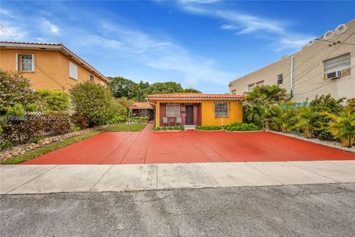1025 Sw 11th St, Miami, FL, 33129-1816 | Card Image