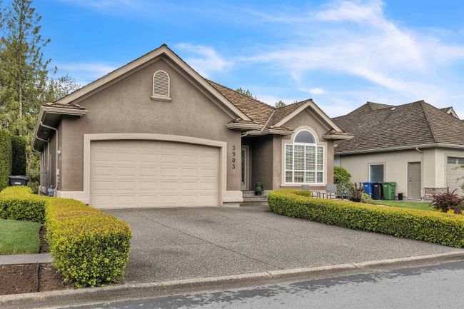 3903 Coachstone Way, House other with 3 bedrooms, 2 bathrooms and 4 parking in Abbotsford BC | Image 40