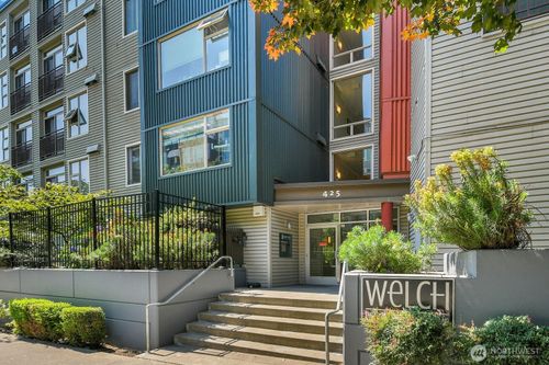 a006-425 23rd Ave S, Seattle, WA, 98144-7518 | Card Image