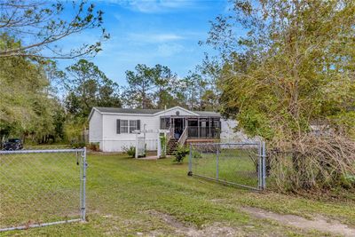 10829 Country Haven Drive, House other with 3 bedrooms, 2 bathrooms and null parking in Lakeland FL | Image 2