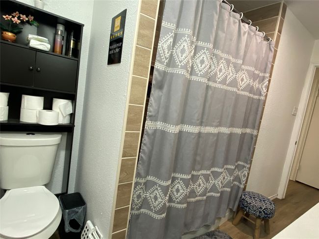 302 Meadow Dr, House other with 2 bedrooms, 1 bathrooms and null parking in Gainesville TX | Image 10
