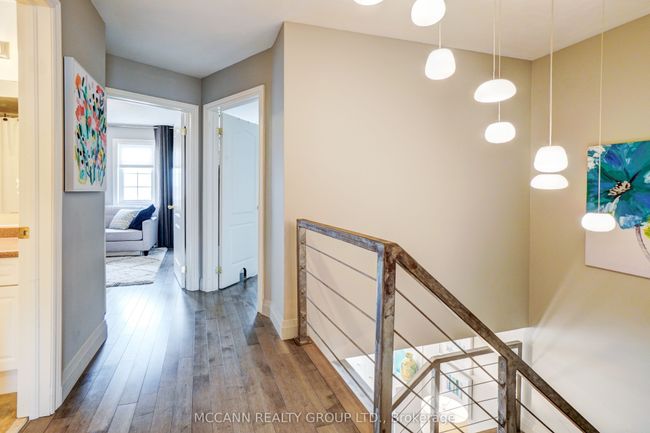 142 Carnwith Dr E, House attached with 3 bedrooms, 3 bathrooms and 2 parking in Whitby ON | Image 23