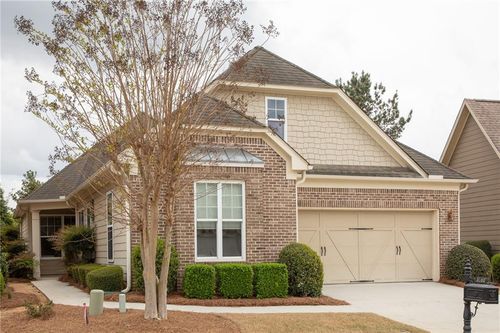 3160 Willow Creek Dr Sw, Gainesville, GA, 30504-5581 | Card Image