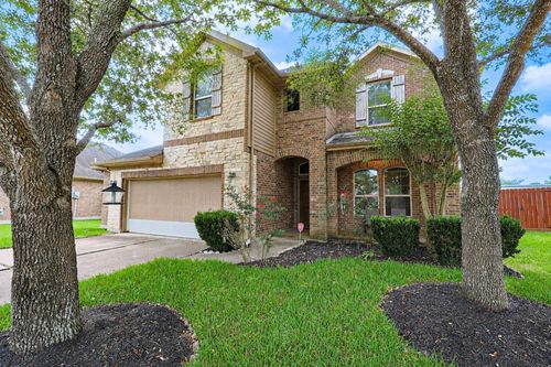 5804 Lawrence Ct, Pearland, TX, 77584-1810 | Card Image