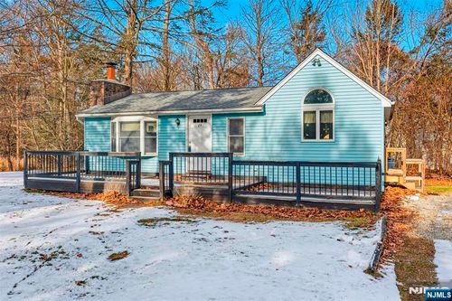 24 Caldwell Rd, Hewitt, NJ, 07421-2331 | Card Image