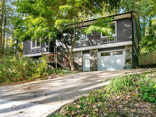 18 Mayfair Pl, Arden, NC, 28704-2909 | Card Image